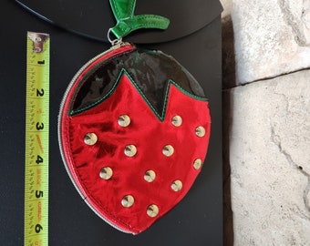 Betsey Johnson Strawberry Coin Purse Vintage 6 X 5 Inches Etsy UK