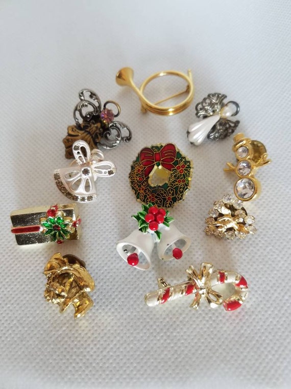 Vintage Lot Of Christmas Brooch Brooches Pins - image 7