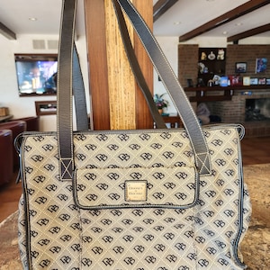 Dooney & Bourke All Over Signature Fabric Bag Light Tan R/N -  Canada  in 2023
