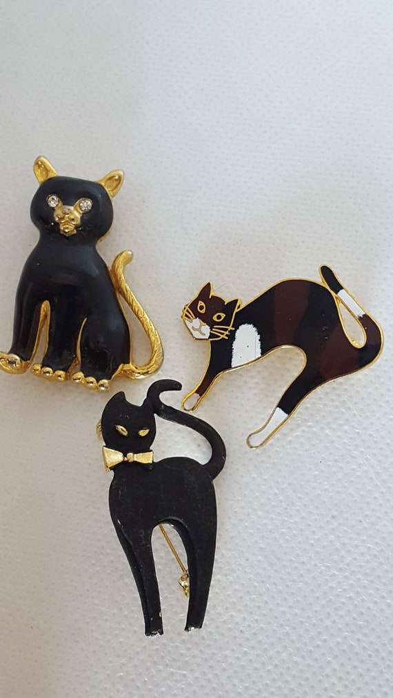 Cat Brooch Vintage  3 1960s Gold Tone Enamel Black