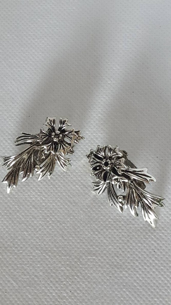 Vintage Judy Lee Large Silver Flower Clip On Earr… - image 3