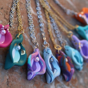Collana femminista personalizzabile - Sorority Gift Empowerment Education Sessualità LGBTQIA+ - Queer Pride Genitals Anatomy Jewelry