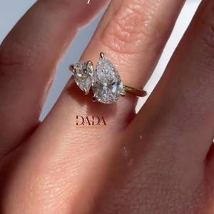 2.70CT Pear Lab Grown Diamond Toi et Moi Ring - IGI Certified