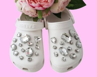 Dijes de zapatos de diamantes de imitación de vidrio de arcoíris de lujo - ¡ENVÍO GRATIS DISPONIBLE!