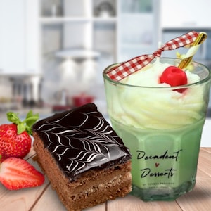 Cafe Delights Mint Vanilla Milkshake Scented Soy Wax Candle - FREE SHIPPING AVAILABLE!