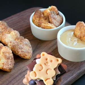 Cafe Delights Campfire S'mores Scented Soy Wax Melts - FREE SHIPPING AVAILABLE!