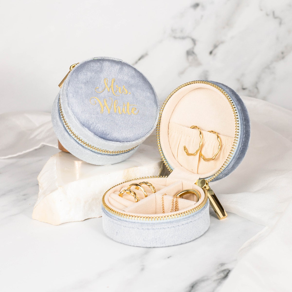 LIMITED STOCK Bride Jewelry Box Bride Gift Box Mrs Jewelry Box Personalized Bridal Shower Gift for Bride Travel Velvet Jewelry Case - Etsy