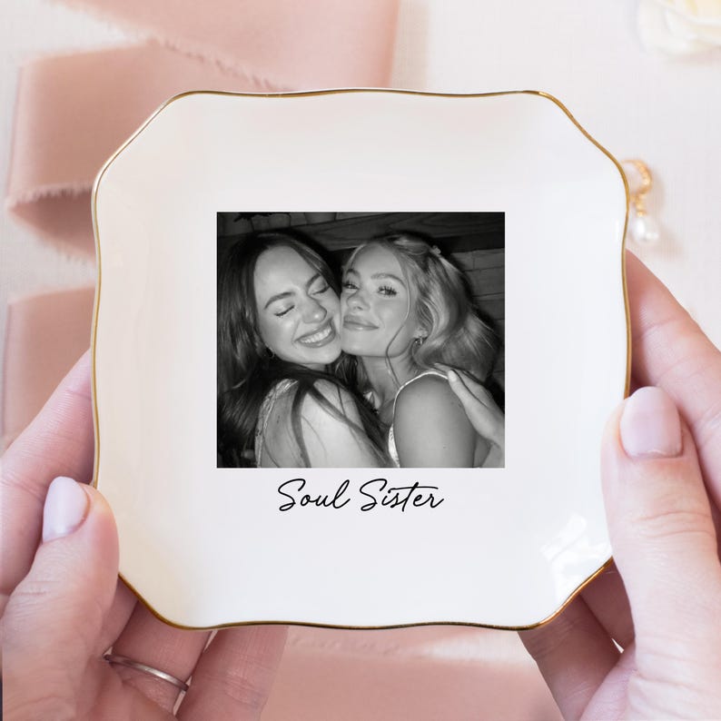 Personalized Bestie Photo Jewelry Dish: Ceramic Trinket Tray for Best Friend, Sentimental Birthday Gifts for Bestie #P3 Scalloped Ring Dish