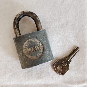 VEILIGHEID | Vintage industrieel hangslot met sleutel