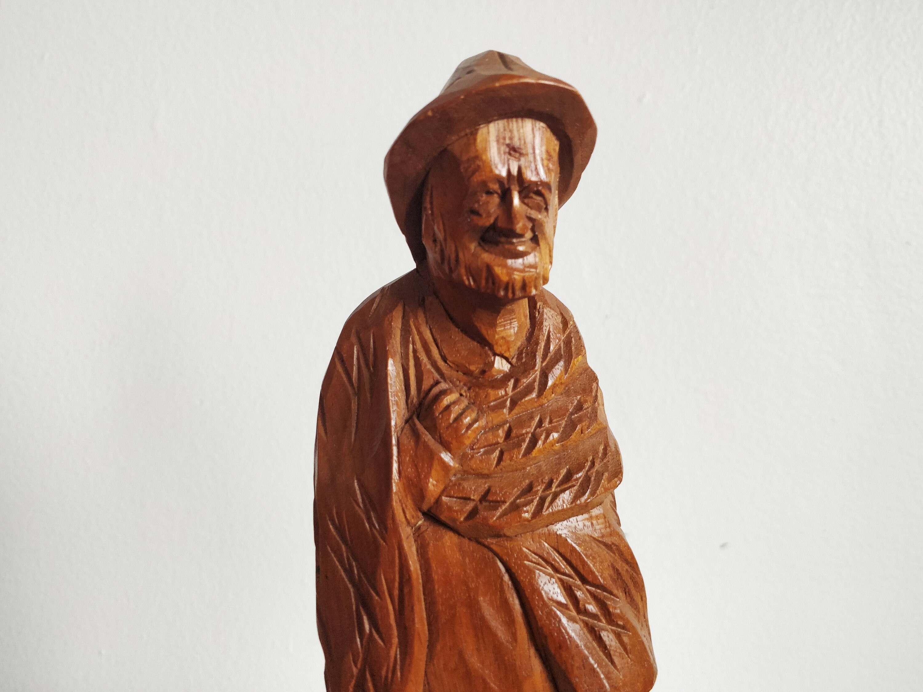 Caron wood sculpture - Etsy 日本