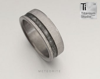 Meteorite ring with Titanium inner