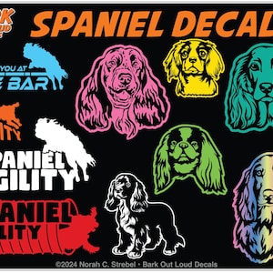 Puede incluir: Fondo negro con calcomanías de spaniel coloridas. Incluye texto: "Spaniel Decals", "I'll see you at the bar" y "Agility". Presenta ilustraciones de spaniel en rosa, amarillo, verde, azul y arcoíris. Copyright 2024.