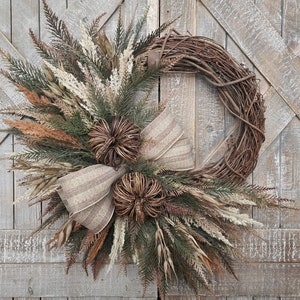Pumpkin and Pampas Fall Grapevine Wreath, Rustic Autumn Harvest Wreath, Cream Beige and Orange Greenery Wreath, Neutral Boho Fall Decor