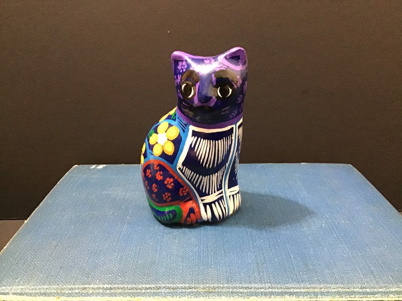 3 Hand Painted Cat Figurines Mexican Folk Art Clay Pottery Etsy