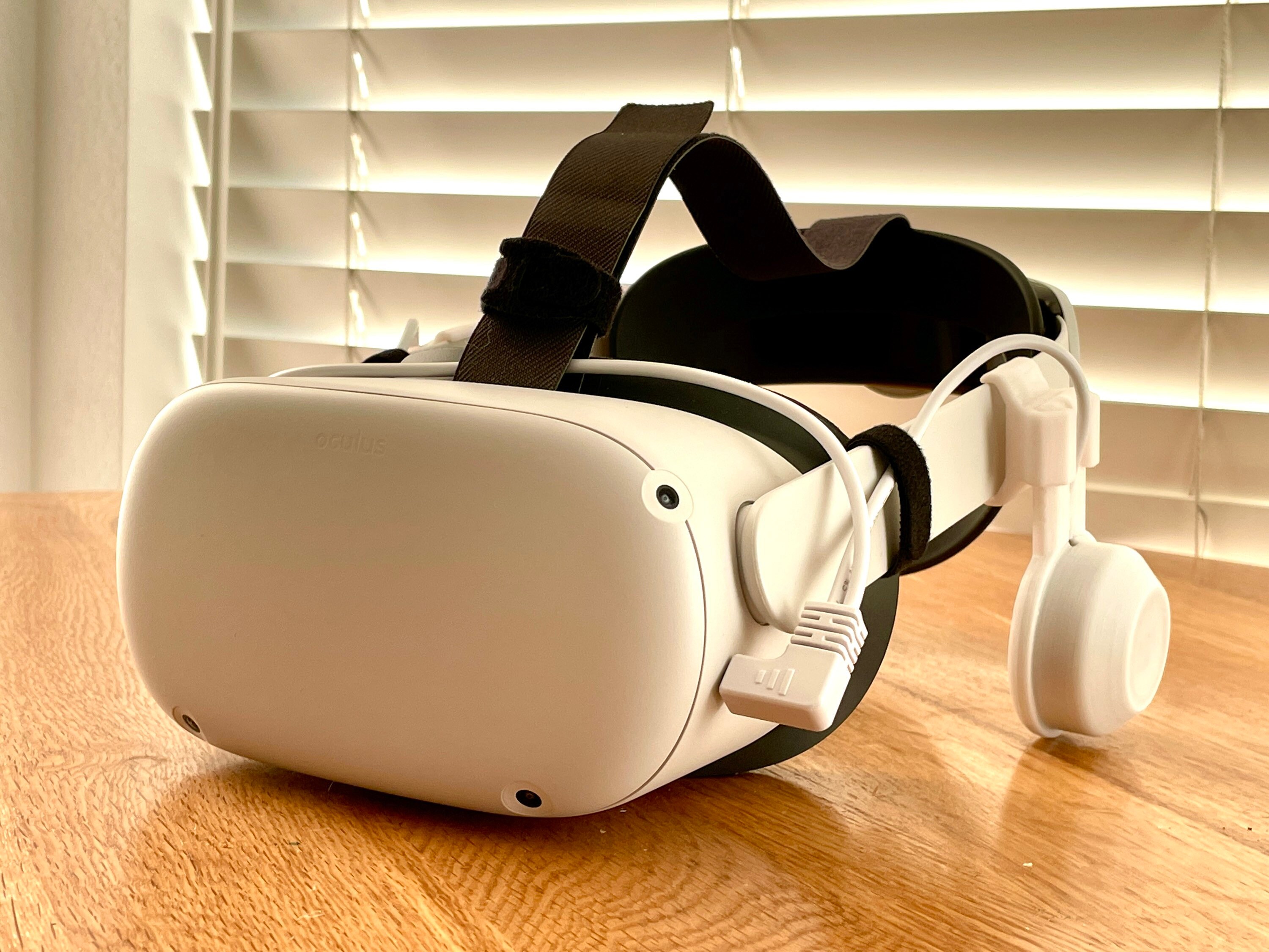 Off Ear Headphones for Quest 2 (Elite Strap) OE1