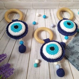 Rattle from evil eye for baby, amulet for baby, gift for baby shower, protective amulet, baby rattle by crochet.