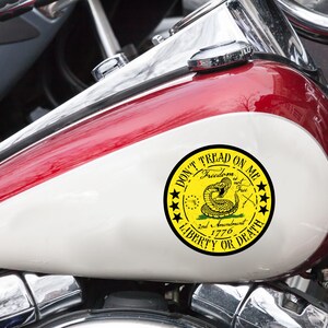 Gadsden Flag | Don’t Tread On Me | 2A decal, Patroitic sticker 6x6 inches