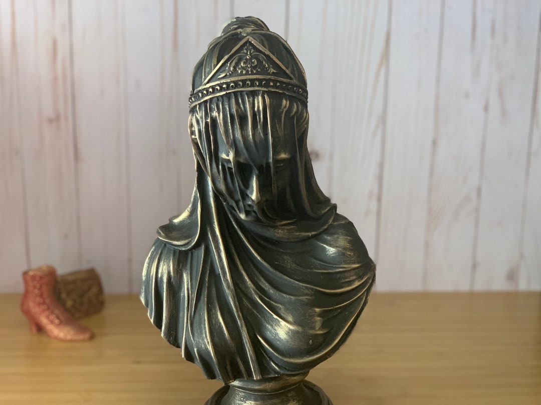 Mother Mary Sculpture, Veiled Mary Statue, 13 Virgin Lady Sculpture ...