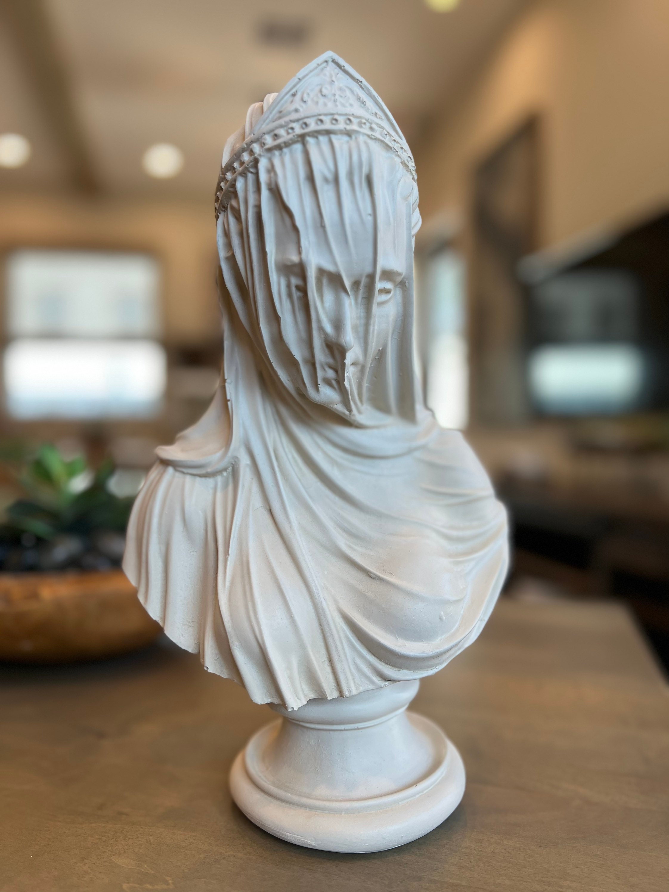 ヴェールをまとった聖母像 - ハンドメイド大理石パウダー樹脂彫刻 - 13