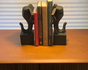Handcrafted Geometric Animal Bookend Sculpture for Desk Decoration