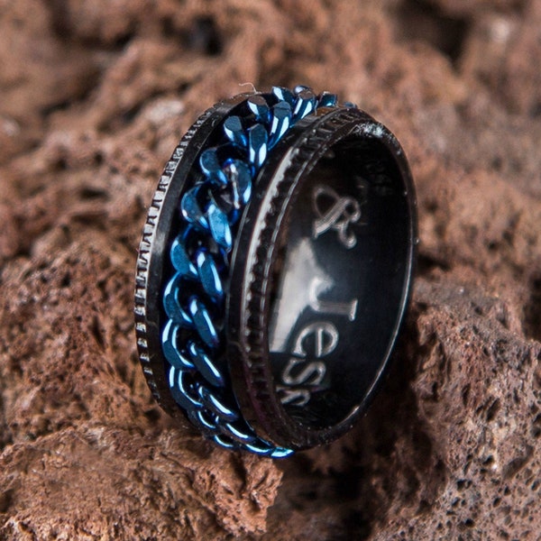 Zwarte spinner ring voor mannen, zwarte ring blauwe ketting ring, brede zwarte Fidget ring, papa cadeau vriendje gepersonaliseerde verborgen bericht ring cadeau