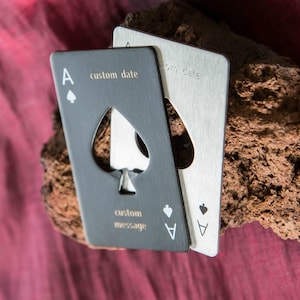 Regalo per lo sposo, apribottiglie regalo asso di picche, regalo giocatore di carte da poker bridge, apribottiglie birra unico, formato carta di credito, regalo personalizzato per uomo