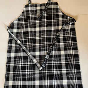 Chefs Apron - BLACK and WHITE PLAID