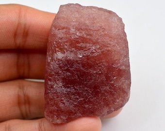Top Quality Natural Red Strawberry Raw Gemstone Rare Strawberry Quartz With Beautiful Red And Pink Mixed Colour Gemstone For Jewelry Making