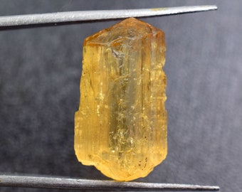 16.6 CTS Natural Imperial Topaz Raw Stone: Precious Rough Topazios, Brazil