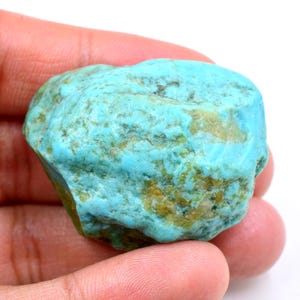 Raw Arizona Turquoise Specimen: 163.7 ct Rough Gemstone (18X33X42MM