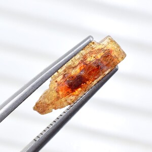 Raw Imperial Topaz: 2.7ct Natural Gemstone, Brazil (4X5X14MM)