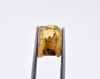 Natural Imperial Topaz Rough: 7.2 Cts Raw Gemstone, Brazil