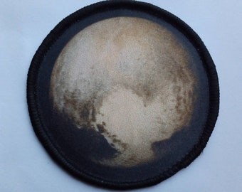 Pluto 8cm Patch Anstecker