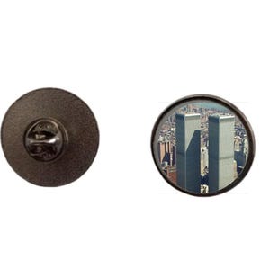 Broche de 2,4 cm com as Torres Gêmeas de Nova York