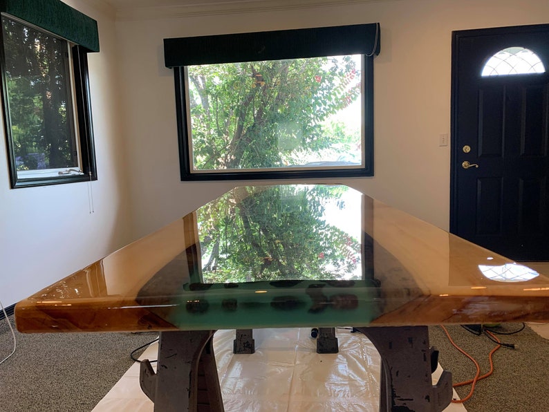 The 8 Best Poured Epoxy Resin Table Top Reviews 14