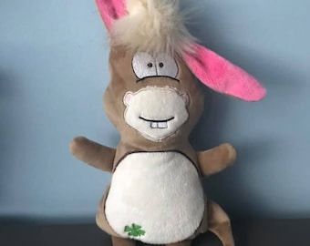 ITH Donkey, in the ring, borduurontwerpen, ITH-borduurpatronen, maat 4 x 4, 5 x 7, 6 x 10, 8 x 12,
