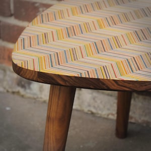Mid Century Beistelltisch - recycled skateboard top