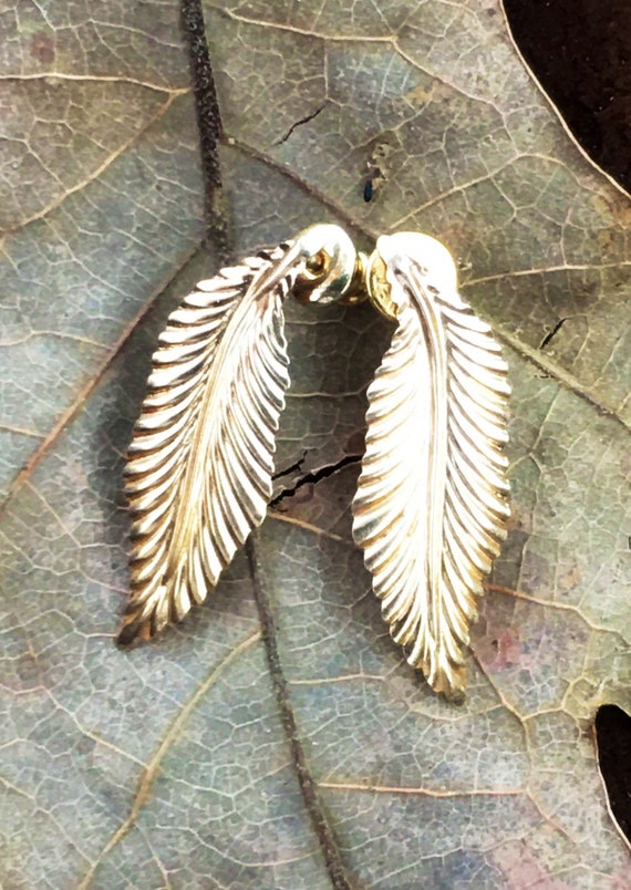 14k GOLD Feather Post Earrings - image 4