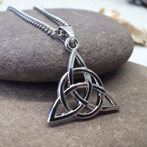 Celtic Knot Pendant. Trinity Necklace, Celtic Jewelry, Celtic Trinity Pendant, Irish Knot Necklace, Trinity Charm, Pagan Necklace for Women