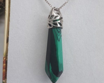Malachite pendant necklace / Malachite pointer necklace birthstone crystal jewelry, Malachite Crystal pendant necklace gift for her / women