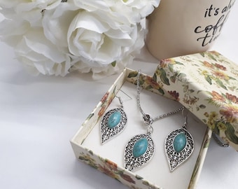 Turquoise Set / Teardrop Silver Turquoise Earrings / Leaf Turquoise Pendant Necklace / Turquoise Necklace Dangle Earrings / Silver Necklace