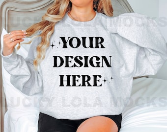 Mockup Gildan 18000 Ash, Mockup 18000 Ash, Mockup felpa Gildan Ash, Mockup oversize, Mockup modello felpa, Mockup Gildan 18000 Ash