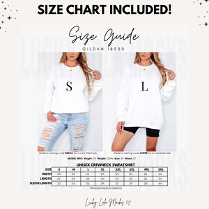 Op de afbeelding: Maattabel voor een unisex crewneck sweatshirt, met afmetingen in inches voor maten S tot en met 5XL. De tabel bevat breedte, lengte en mouwlengte. De tabel is gelabeld met "Unisex Crewneck Sweatshirt" en "Gildan 18000".