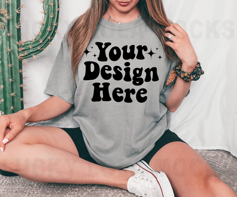 Comfort Colors C1717 Grey Shirt Mockup, Comfort Colors Grey Mockup, Model Mockup, Boho Mockup, Oversized Mockup, Grey Shirt Mockup image 1