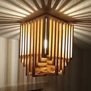 Holzlampe art deco Jugendstil