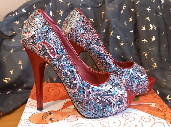 Paisley print heels sale