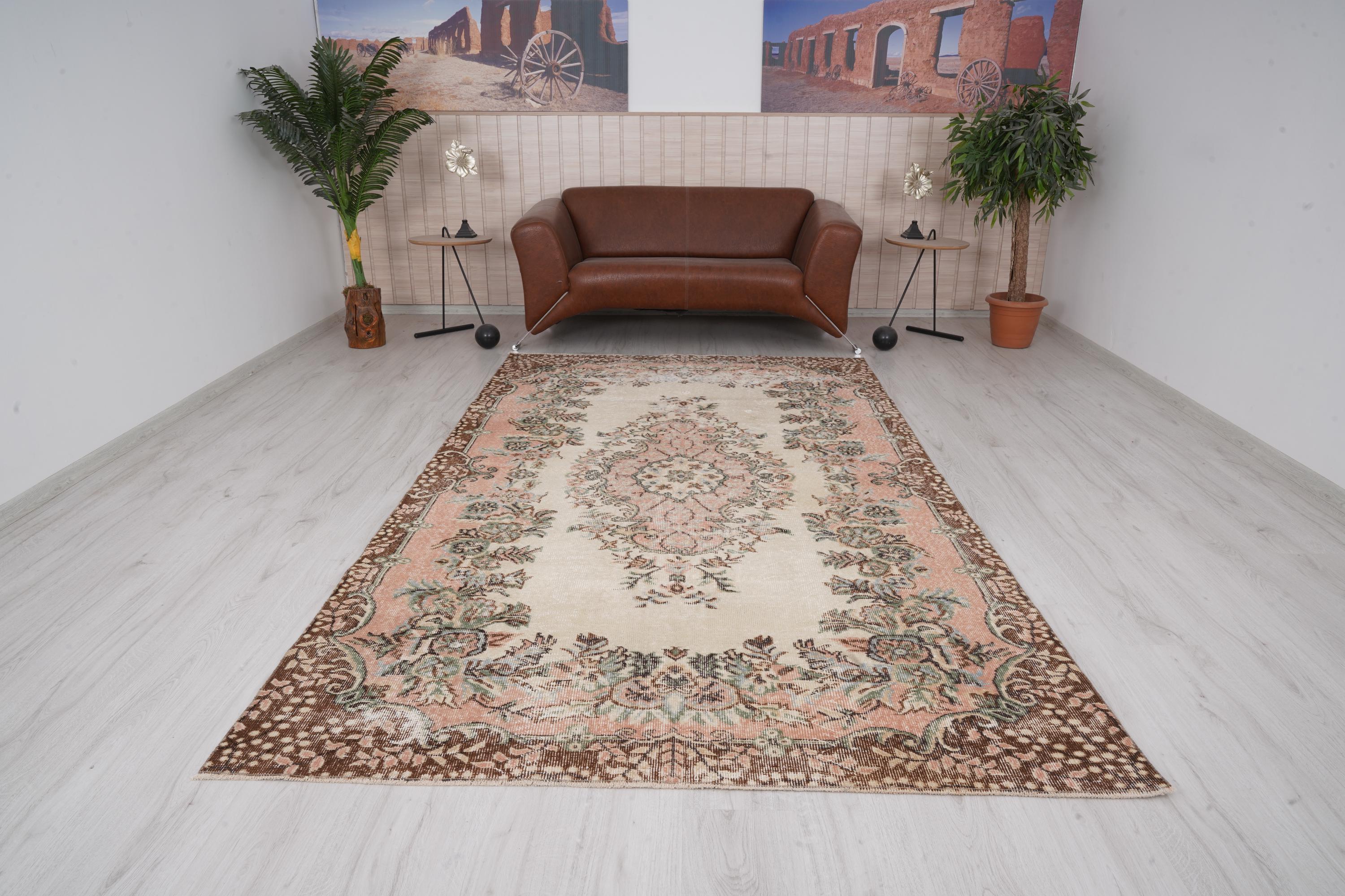 6x9 Turkish Rug, Oushak Rug, Vintage Rug 6x9, Faded Rug, Antique Rug, Turkish Area Rug, Neutral Vintage Rug, 6x9 Rug, Natural Rug, 227