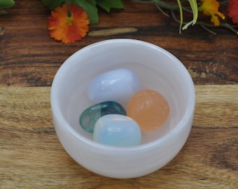 Rose Pink Calcite Bowl | Crystal Cleansing Bowl |  Healing Crystal | Decorative & Serving Bowl | Detergent Safe and Easy to Clean | 3 Inch