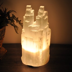 Selenite Crystal Skyscraper Tower Lamp with Electric Cord and Two Extra Bulbs, Selenite Night Light, 30 cm