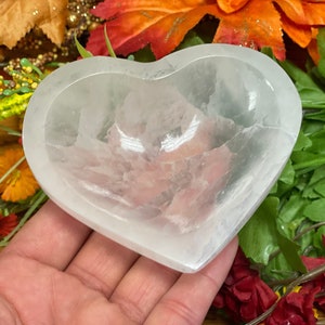 Selenite Crystal Charging Bowl for Cleansing, Offering Bowl Charging Station 10 cm ( 4 inch )